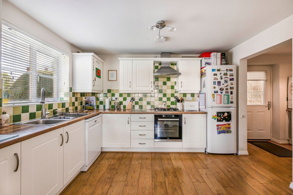 Melstock Road, Swindon, SN25