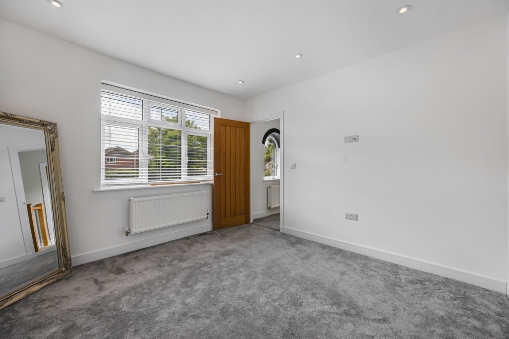 Whitworth Road, Swindon, SN25