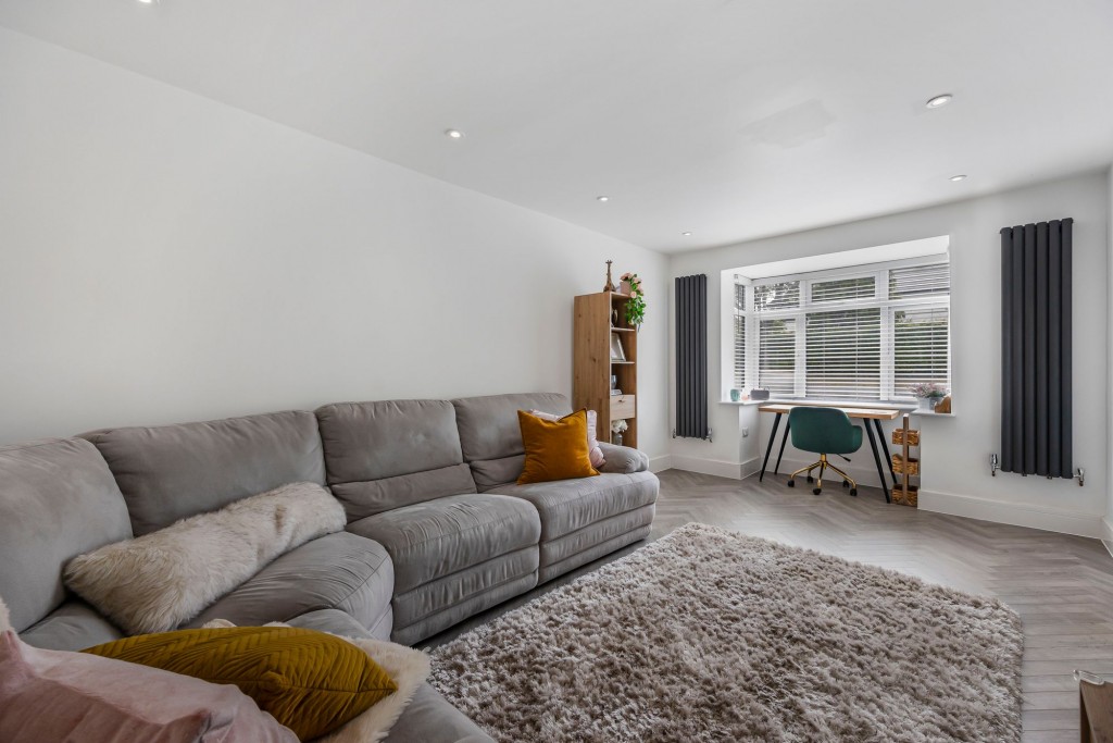 Whitworth Road, Swindon, SN25