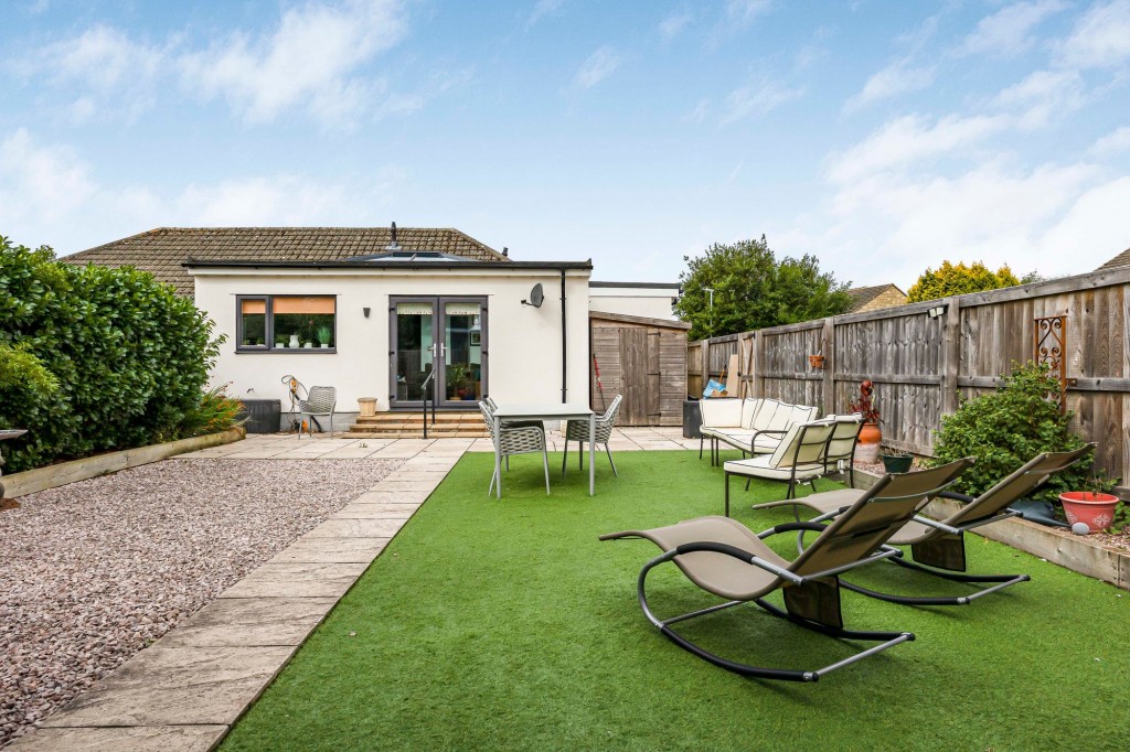 Severn Avenue, Swindon, SN25