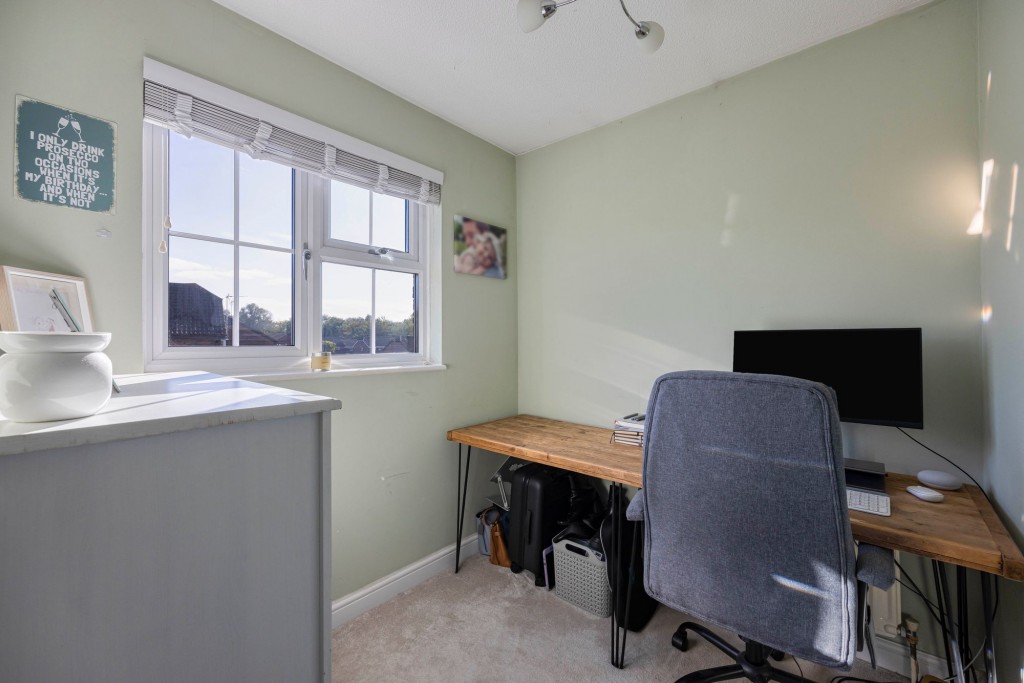 Fenland Close, Middleleaze, SN5