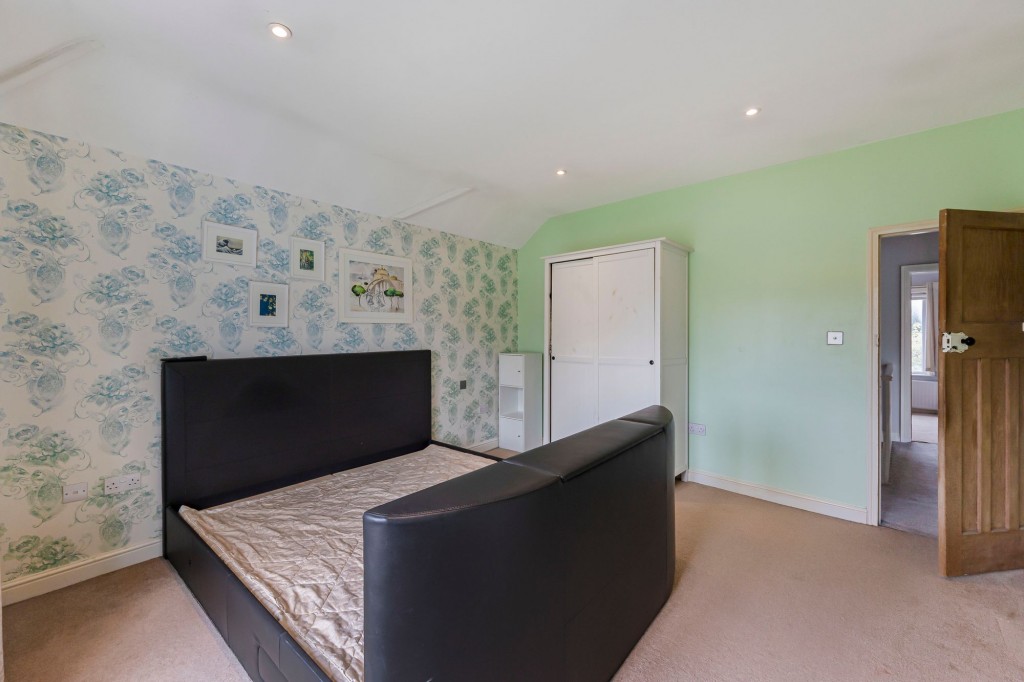 Broome Manor Lane, Swindon, SN3