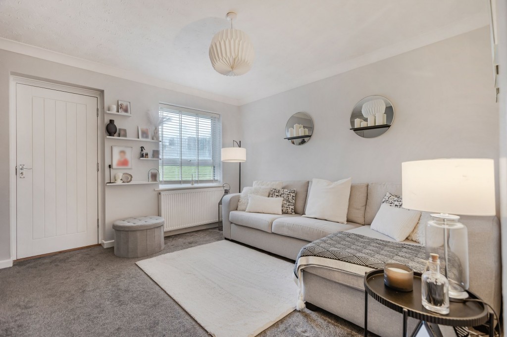 Francomes, Swindon, SN25