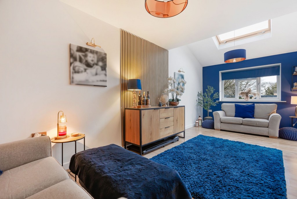 Francomes, Swindon, SN25