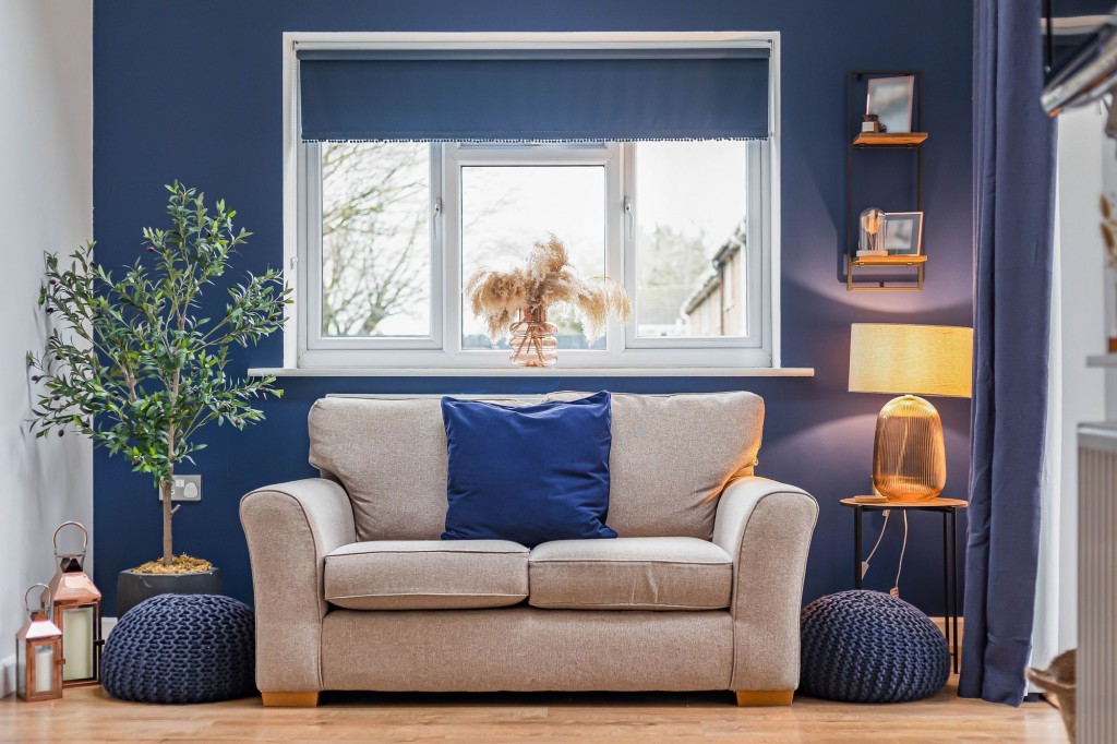 Francomes, Swindon, SN25