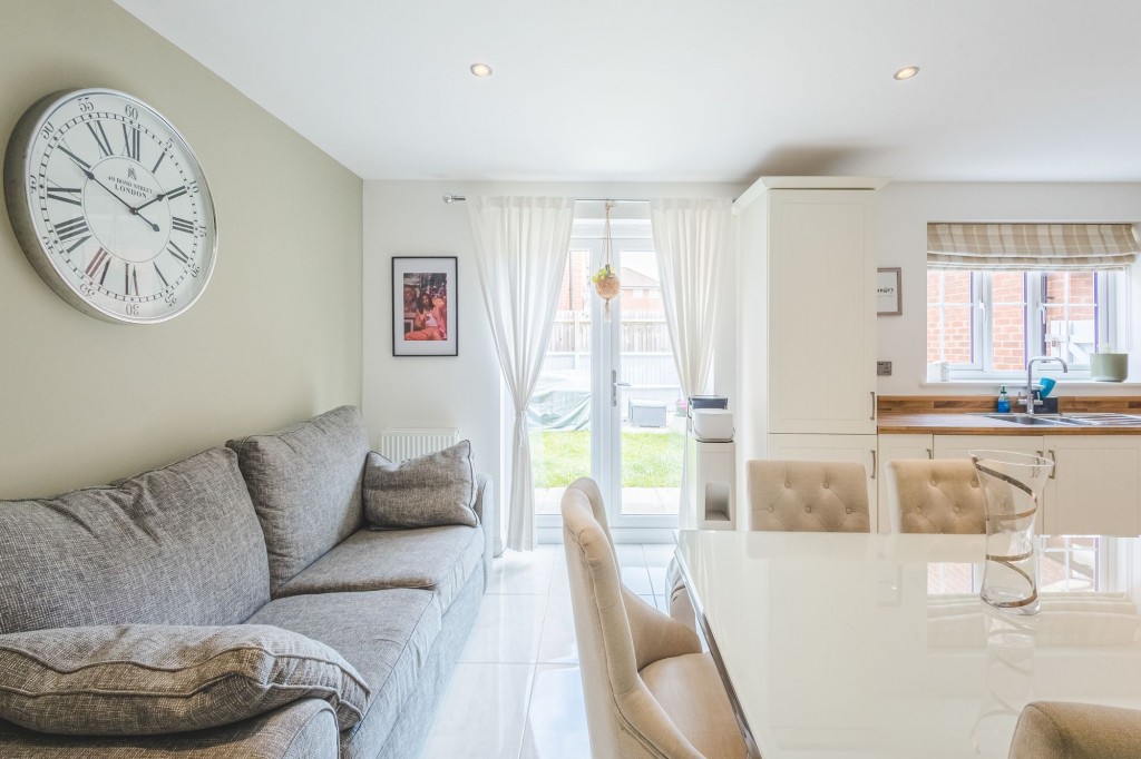 Batsford Crescent, Swindon, SN25