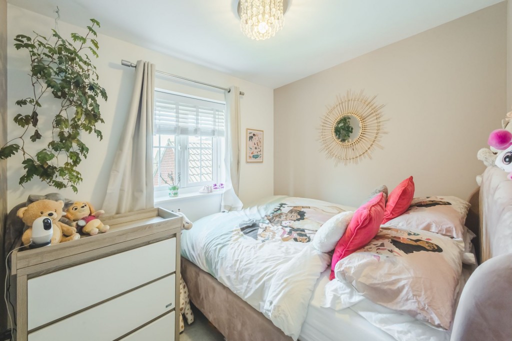 Batsford Crescent, Swindon, SN25