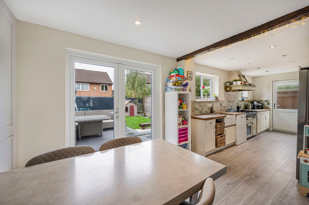 Gifford Road, Swindon, SN3