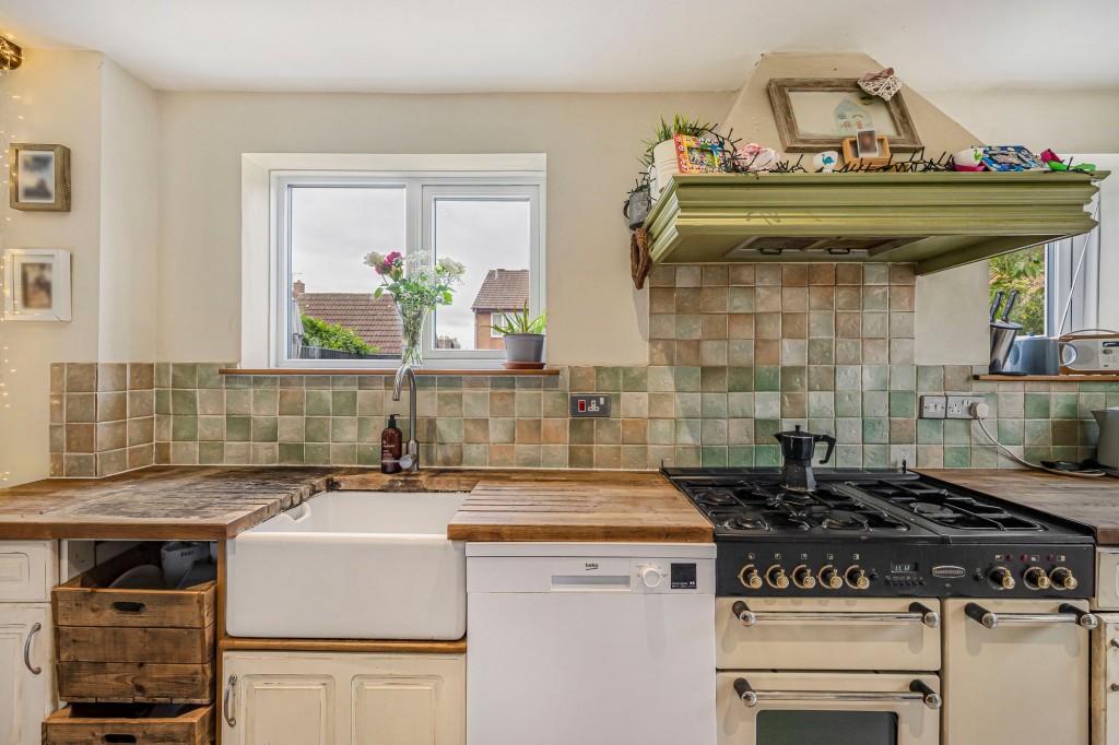 Gifford Road, Swindon, SN3