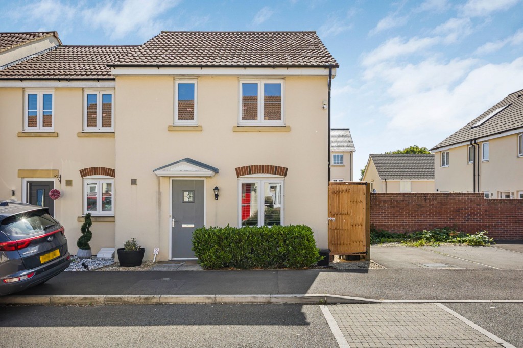 Clapham Close, Swindon, SN2