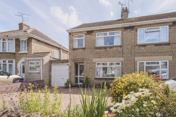 Cornwall Avenue, Swindon, SN2