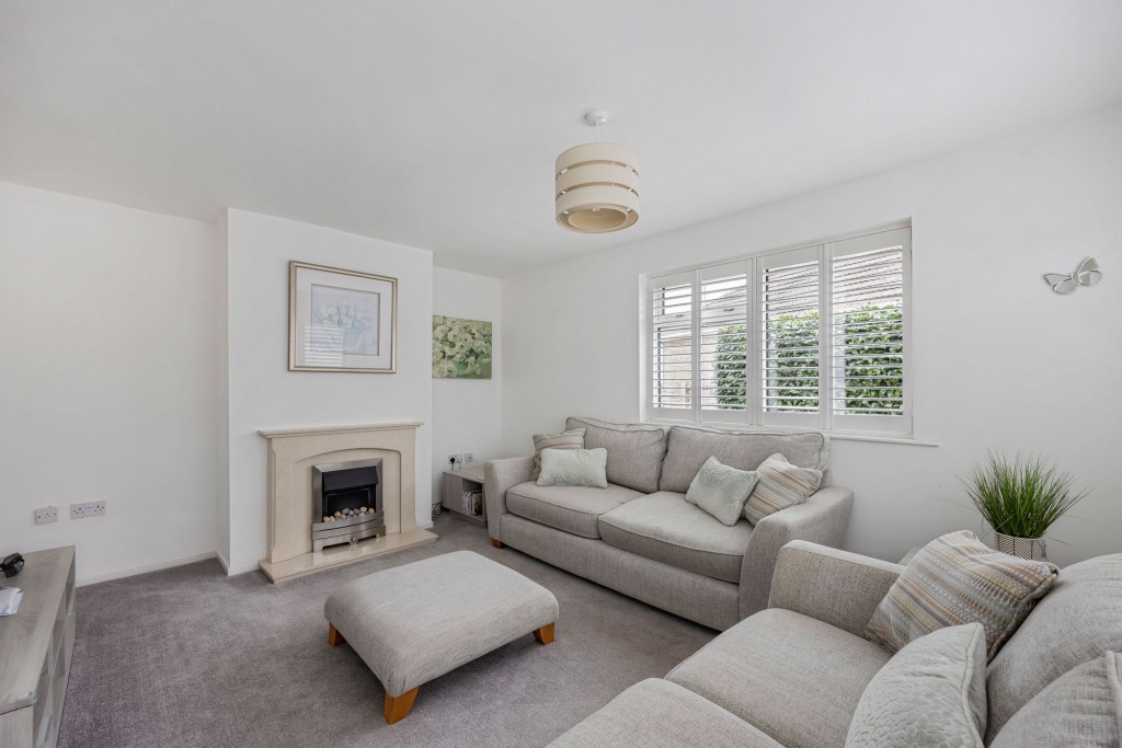 Dunraven Close, Swindon, SN3