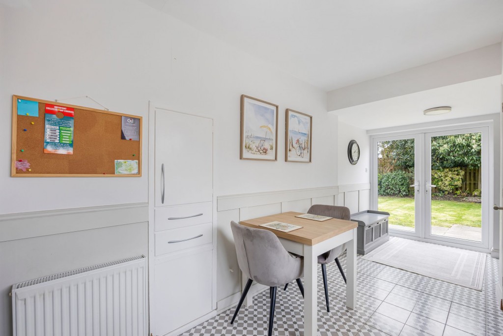 Dunraven Close, Swindon, SN3