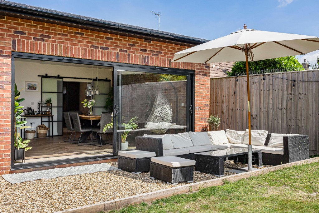 Carisbrook Terrace, Chiseldon, SN4