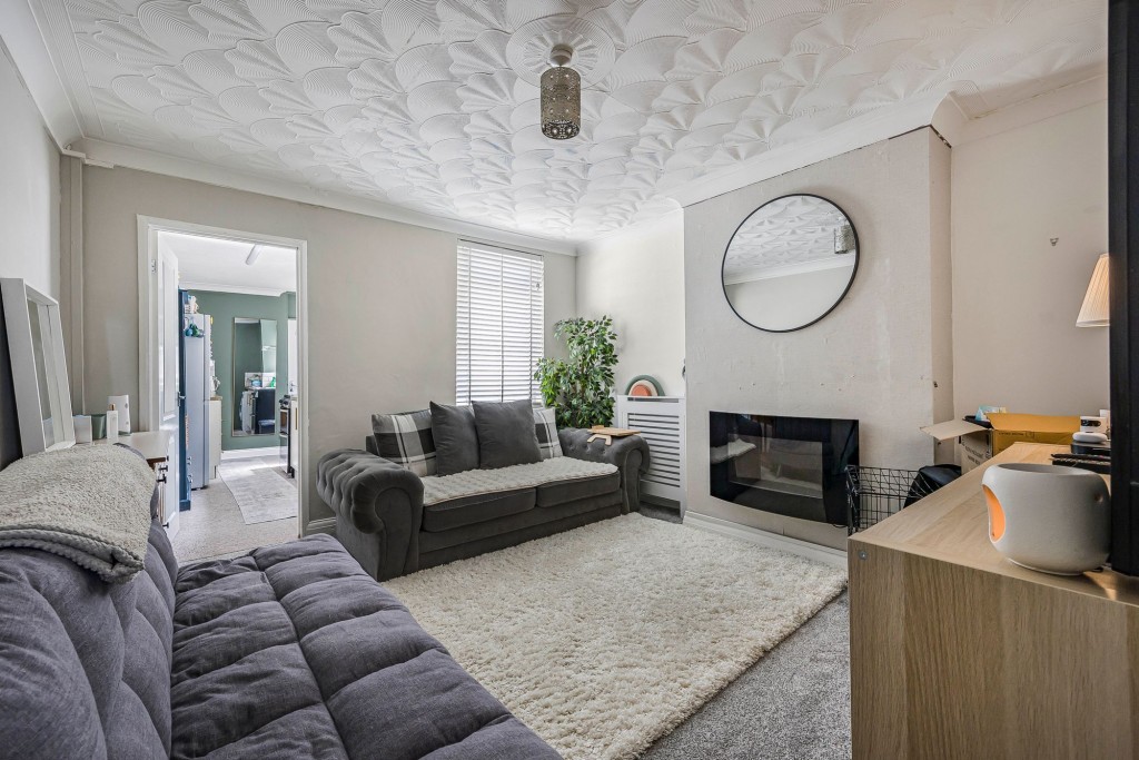 Hawkins Street, Swindon, SN2