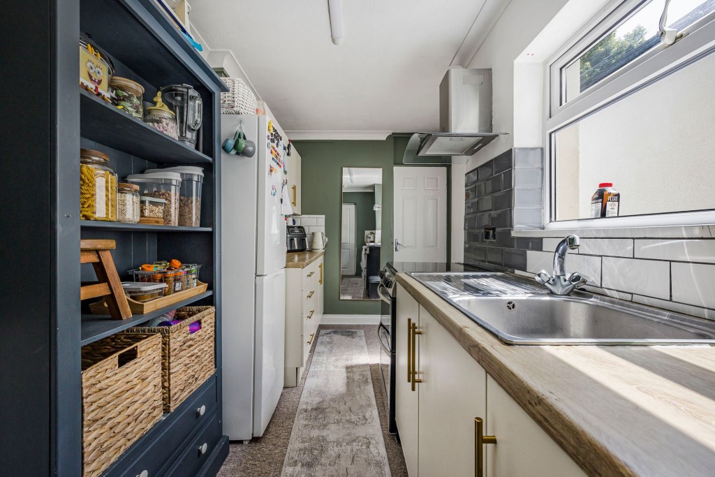 Hawkins Street, Swindon, SN2