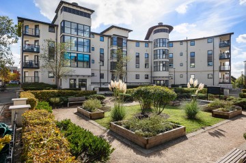 Seacole Crescent, Swindon, SN1