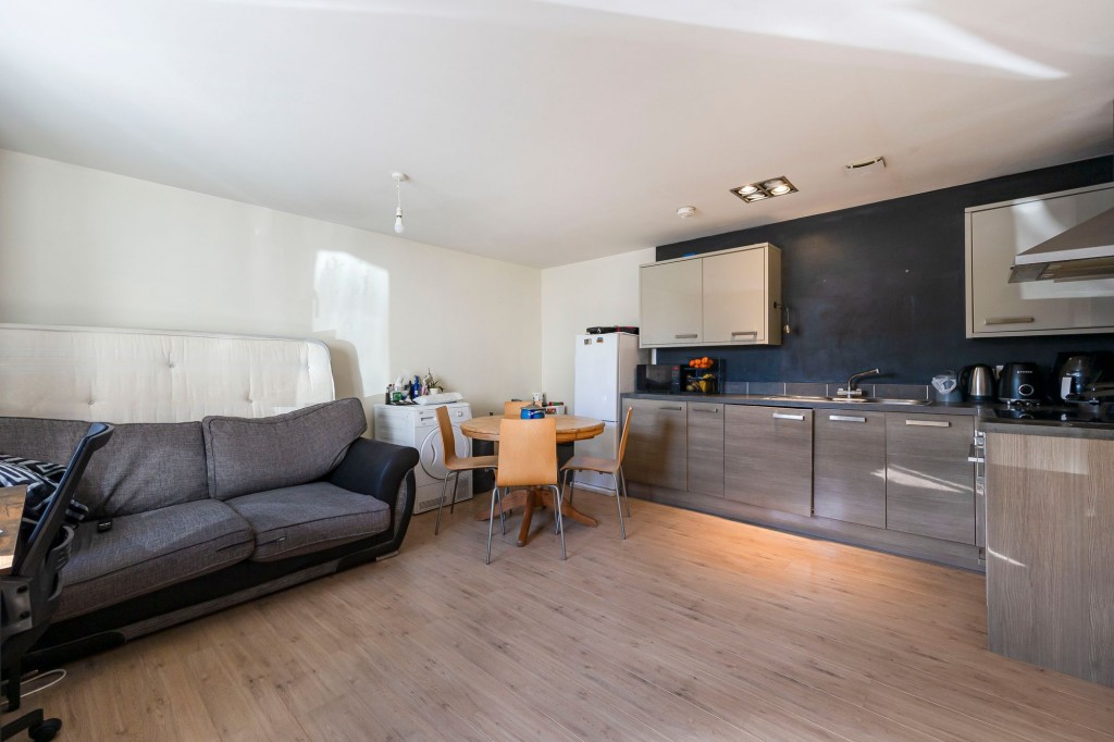 Seacole Crescent, Swindon, SN1