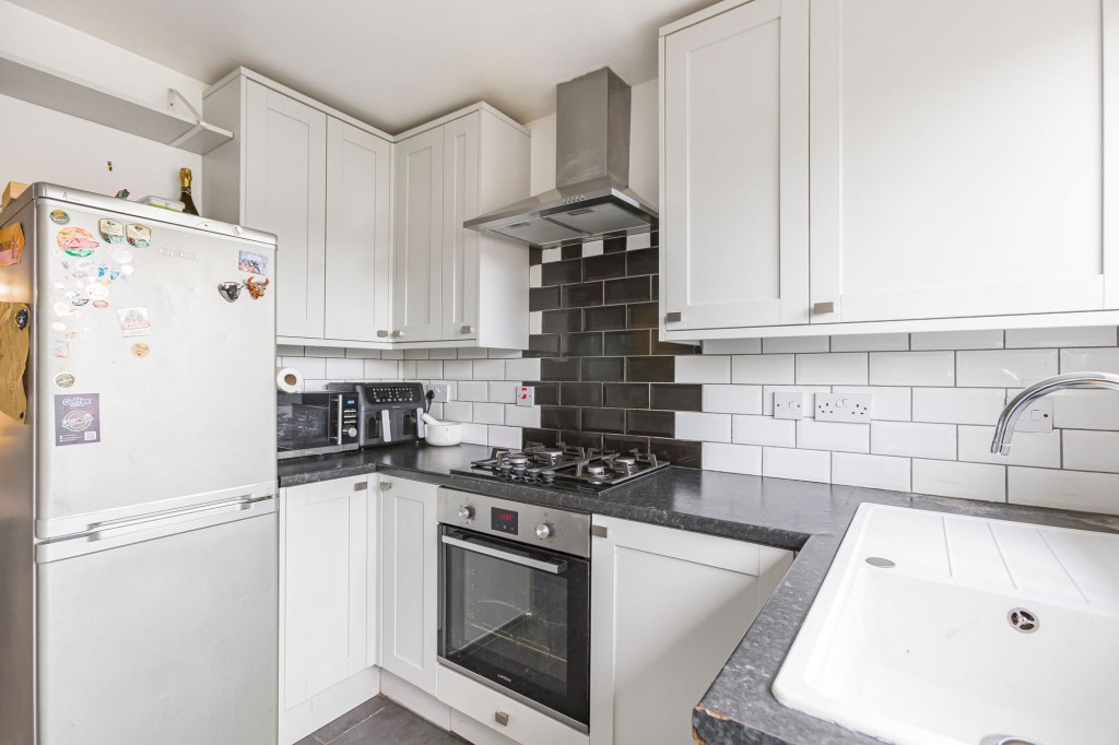 Bayleaf Avenue, Swindon, SN2