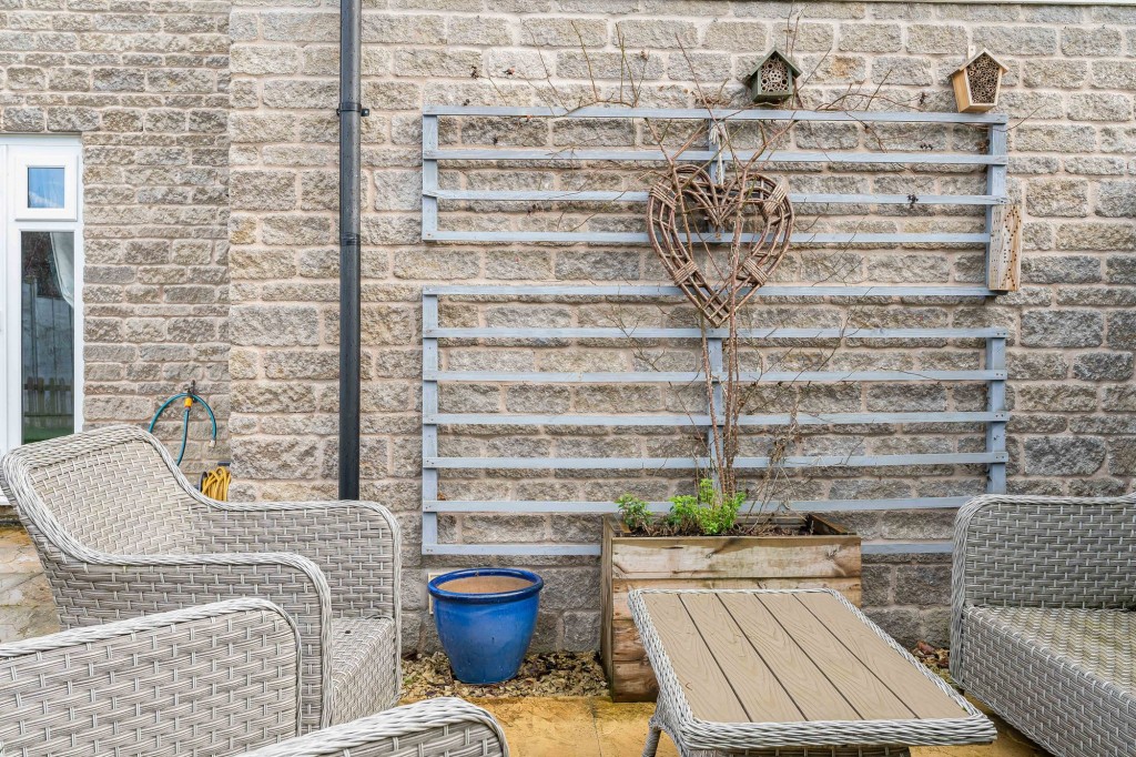 Cob Hill, Purton, SN5