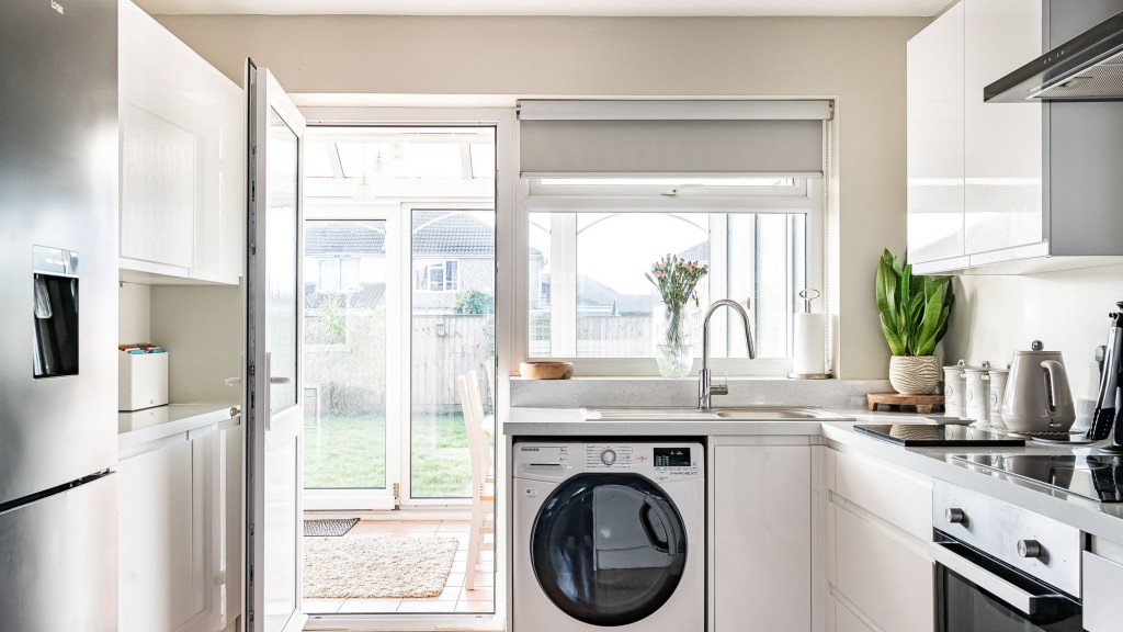 Haig Close, Swindon, SN2