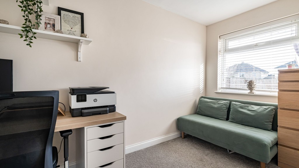 Haig Close, Swindon, SN2