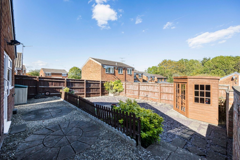 Queenborough, Toothill, SN5