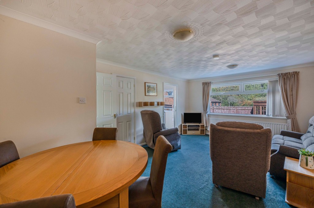Queenborough, Toothill, SN5