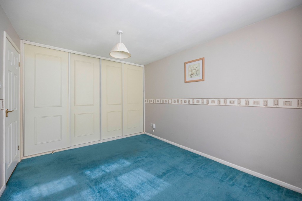 Queenborough, Toothill, SN5
