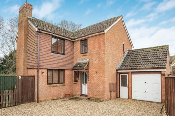 Rawlings Close, South Marston, SN3