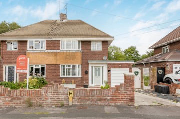 Tenzing Gardens, Swindon, SN25