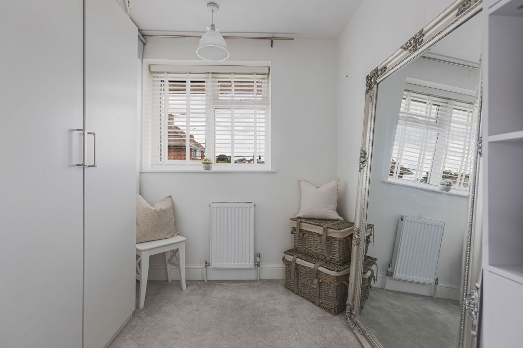 Tenzing Gardens, Swindon, SN25