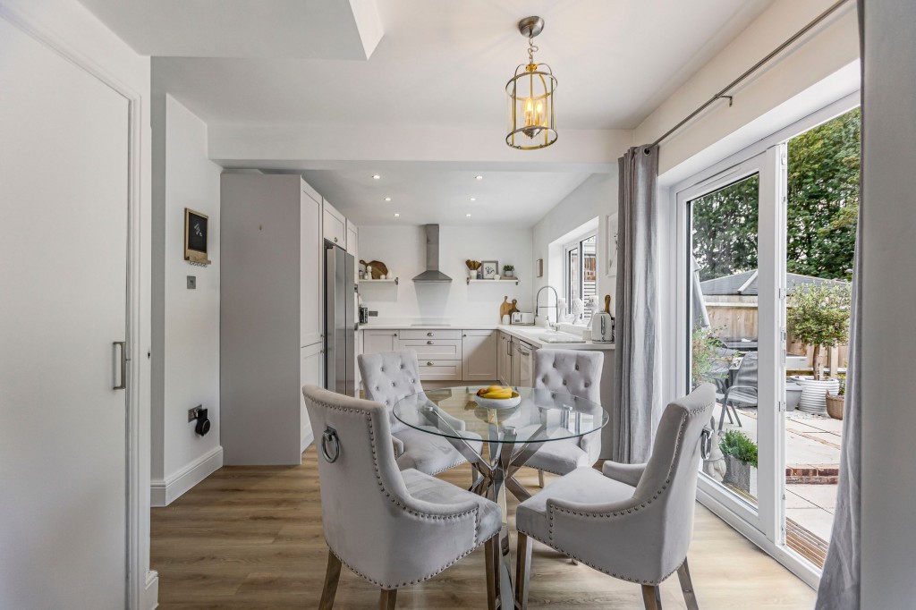 Tenzing Gardens, Swindon, SN25