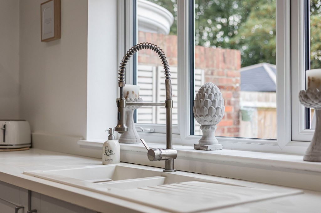 Tenzing Gardens, Swindon, SN25
