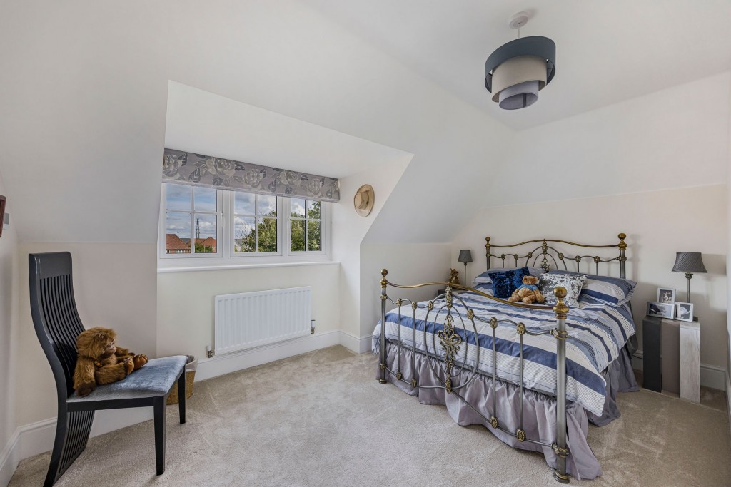 Jade Close, Swindon, SN25