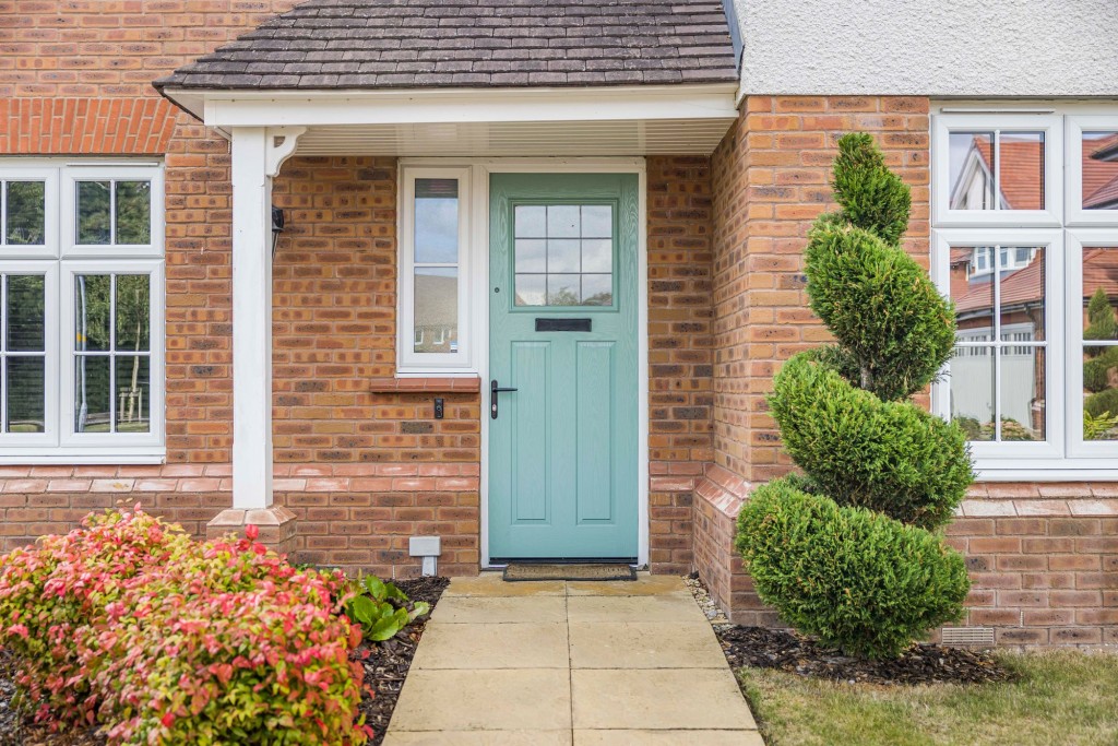 Jade Close, Swindon, SN25