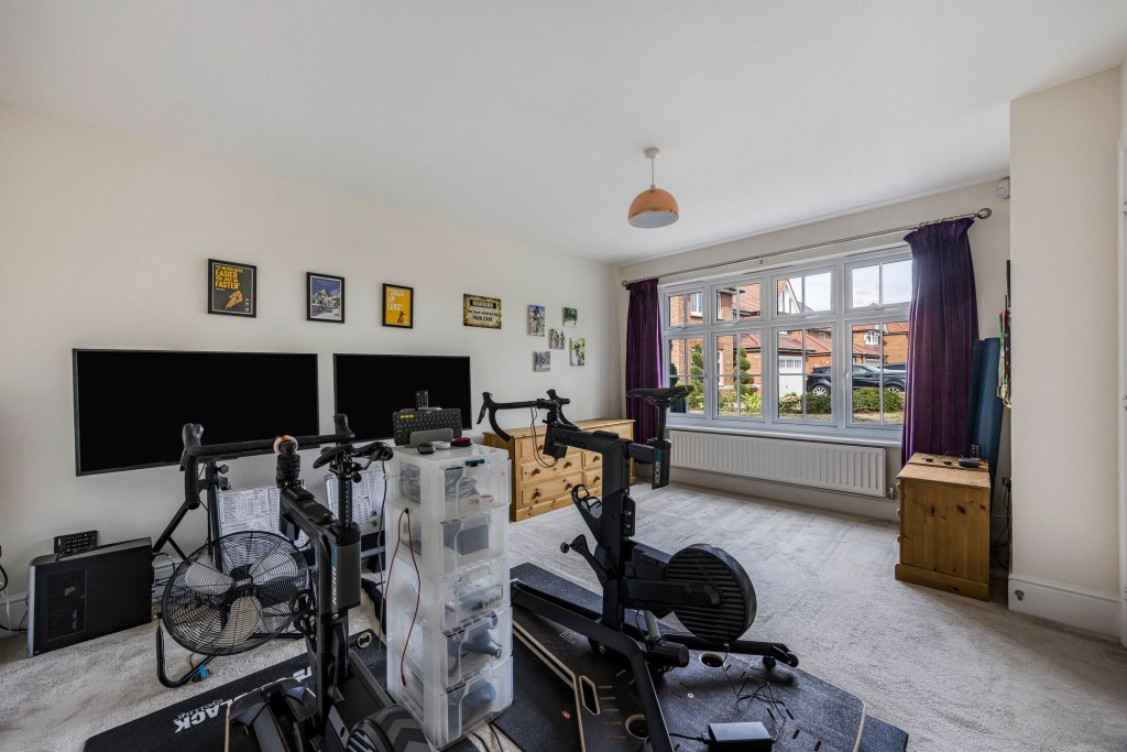 Jade Close, Swindon, SN25