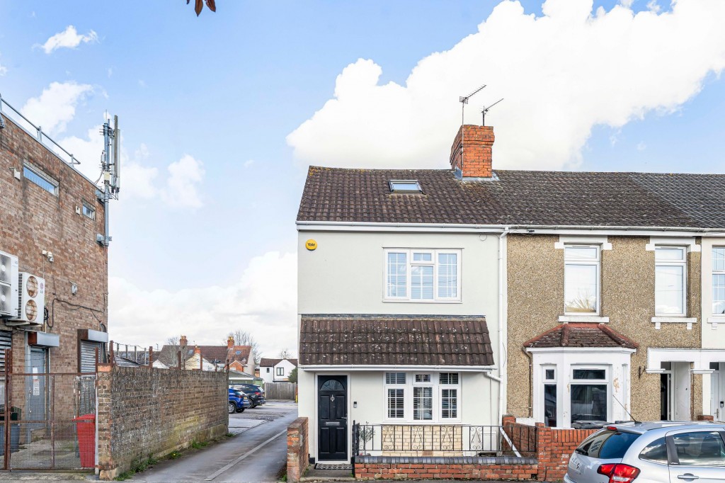 Church Walk South, Swindon, SN2