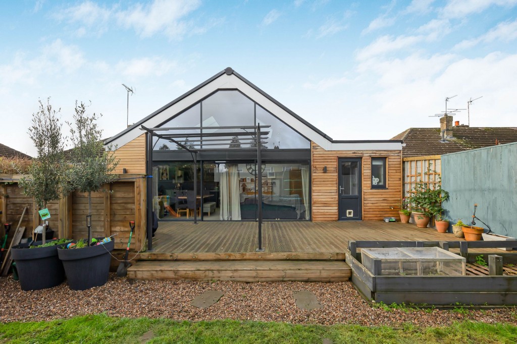 Highclere Avenue, Swindon, SN3