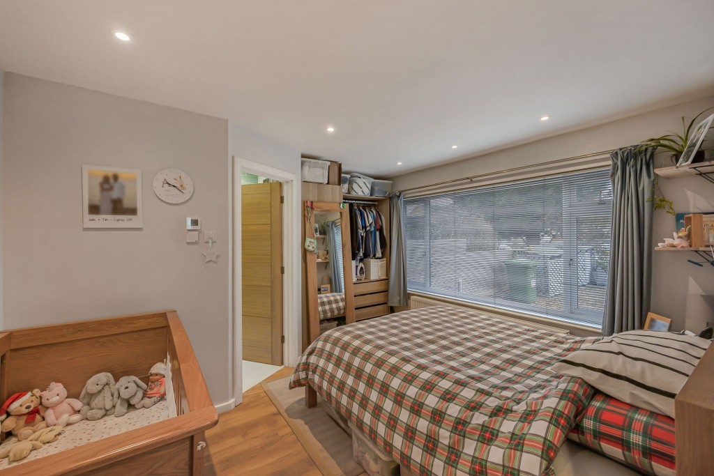 Highclere Avenue, Swindon, SN3