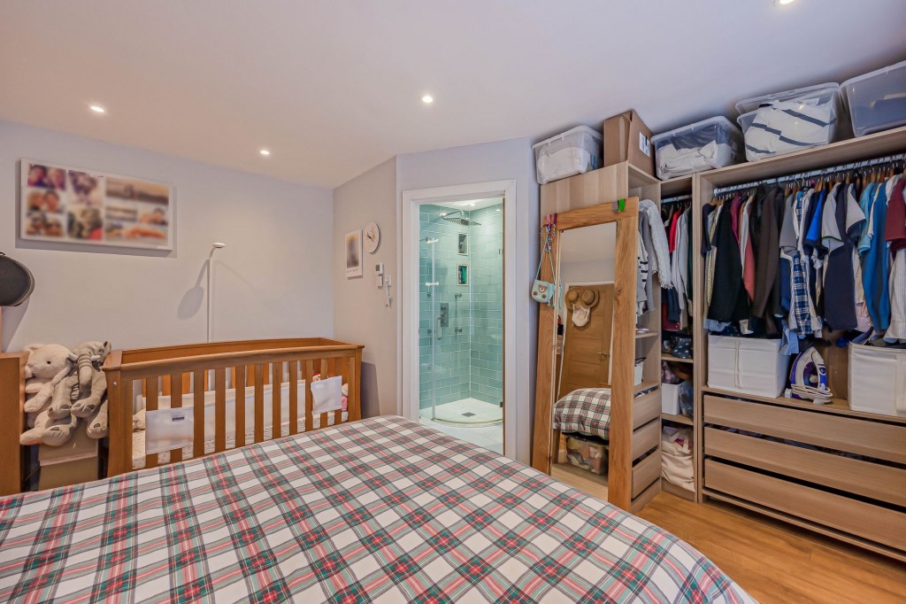 Highclere Avenue, Swindon, SN3