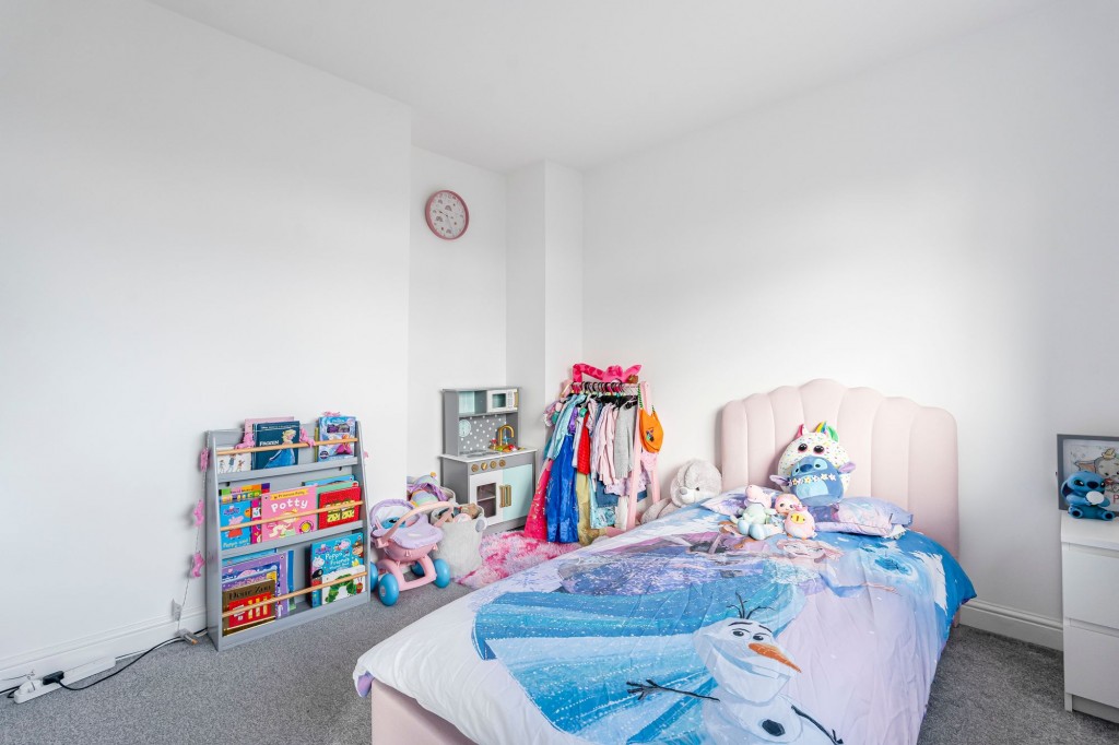 Cypress Grove, Swindon, SN2