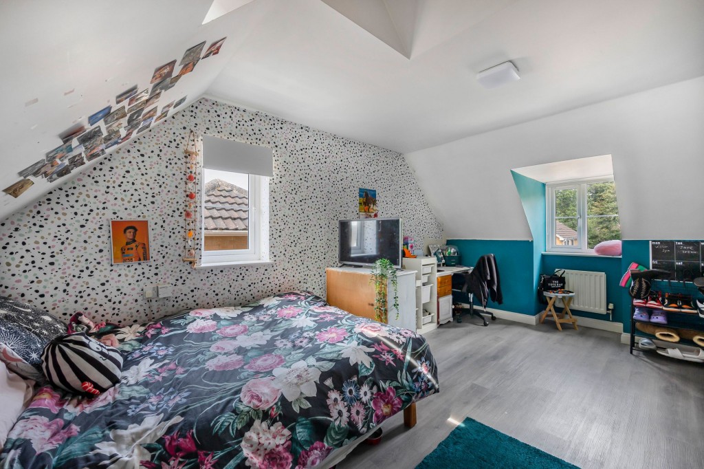Haywain Close, Swindon, SN25