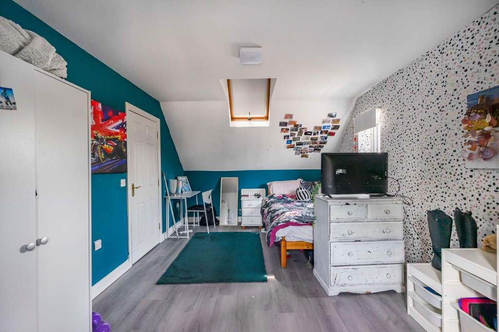Haywain Close, Swindon, SN25