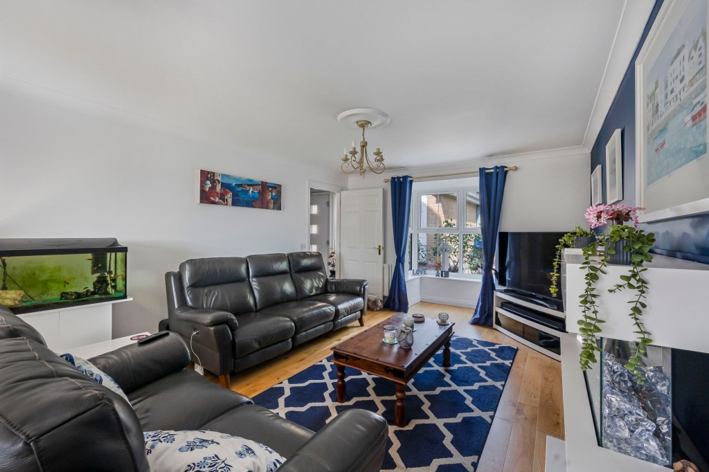 Haywain Close, Swindon, SN25