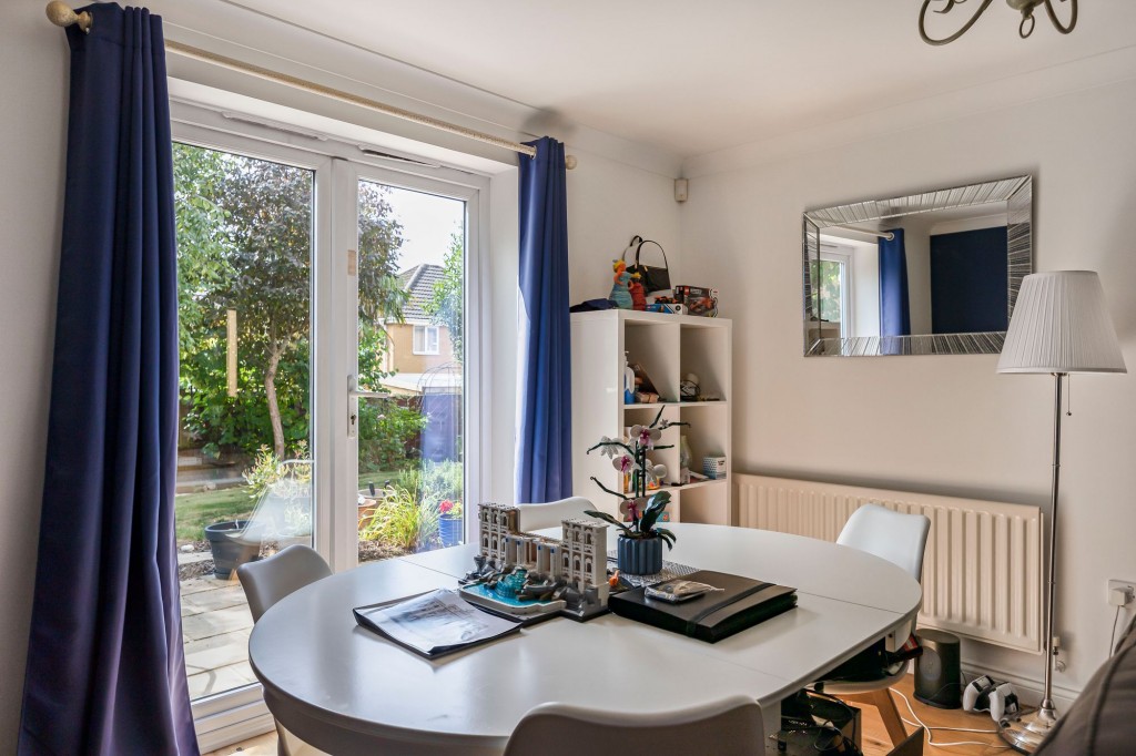 Haywain Close, Swindon, SN25