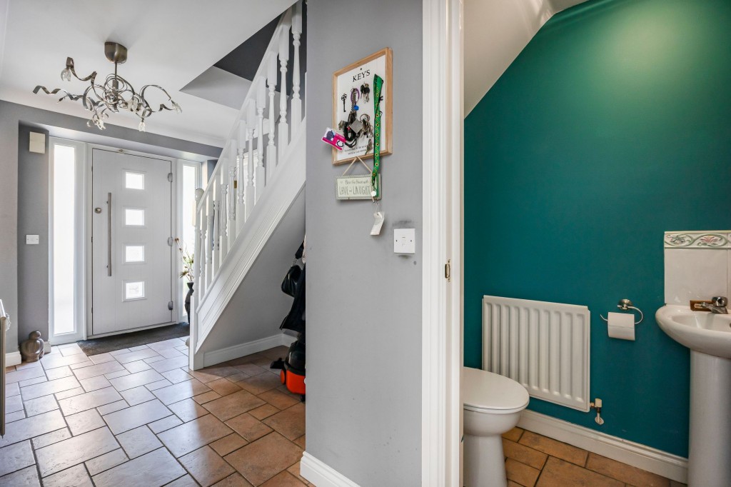 Haywain Close, Swindon, SN25