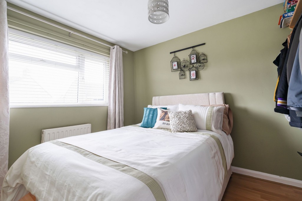 Chudleigh, Freshbrook, SN5