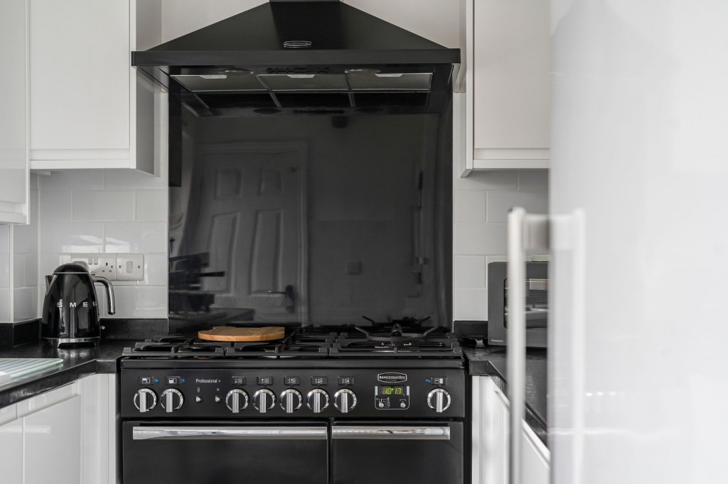 The Thatchers, Swindon, SN25