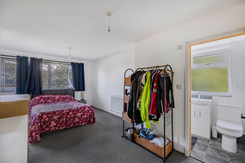 Taylor Crescent, Swindon, SN3